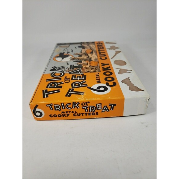 Vintage Halloween Trick or Treat  Cooky Cutters 1960s Cookie Metal Original Box - Picture 10 of 14